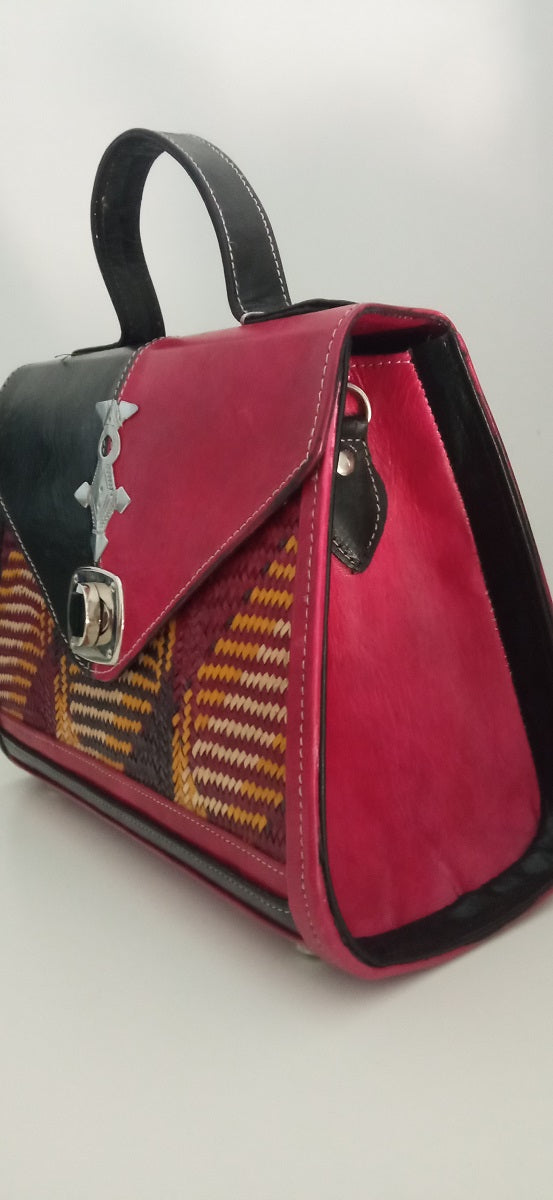 Samia: Sac Artisanal du Niger en Cuir véritable et paille tressée + ferronnerie d'art