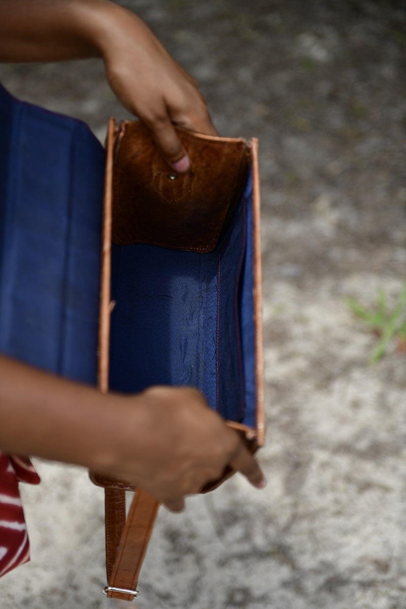 Mocha: Sac Artisanal du Niger en Cuir véritable et paille tressée + ferronnerie d'art