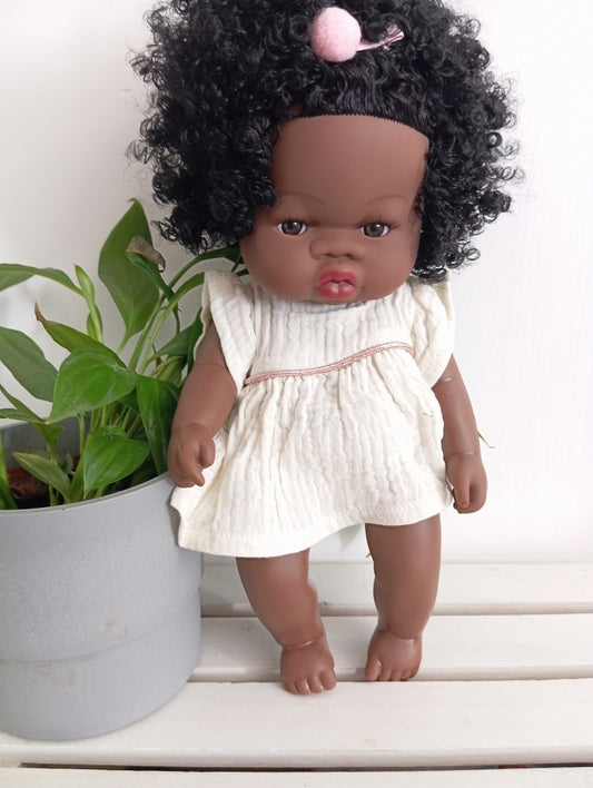 Douce: Poupée Articulée de 33 cm