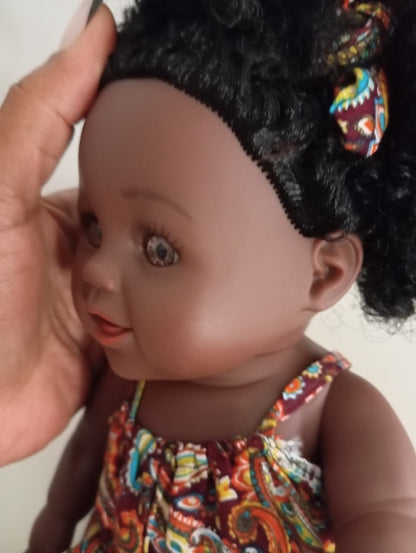 Leila: Poupée Articulée de 30 cm en Silicone souple