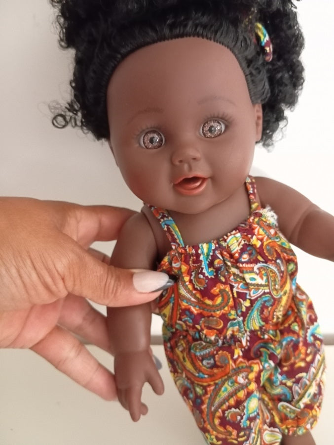 Leila: Poupée Articulée de 30 cm en Silicone souple