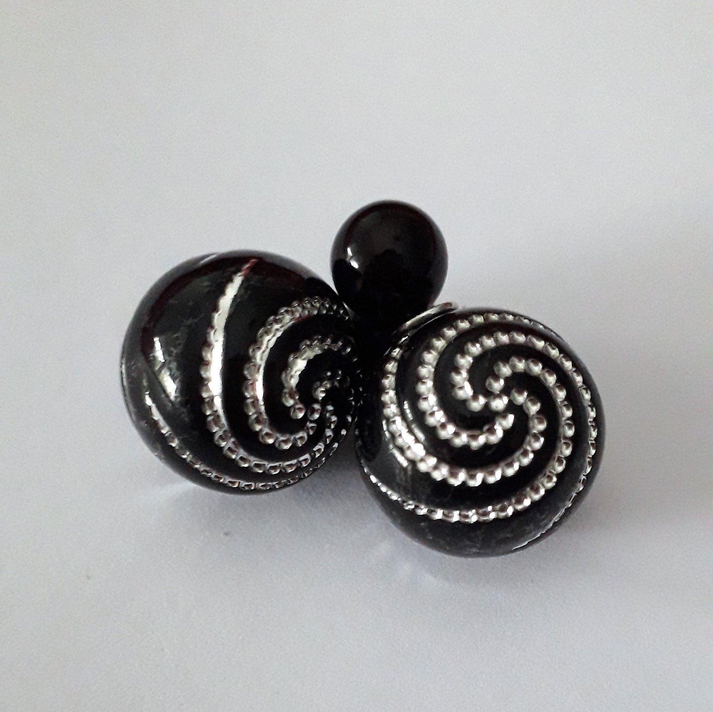 Boucles d'oreille d'inspiration ethnique: Strass Color's