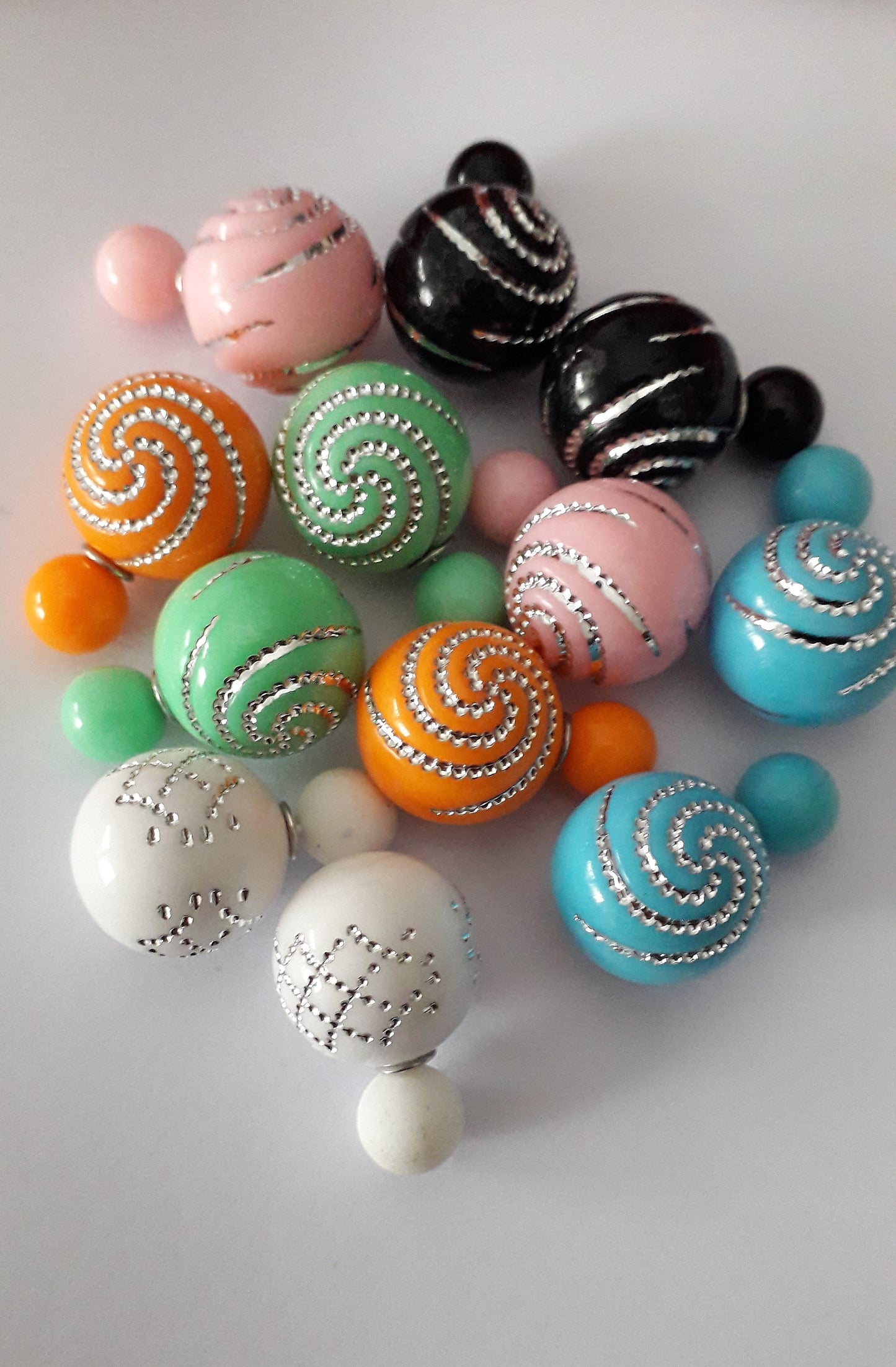 Boucles d'oreille d'inspiration ethnique: Strass Color's