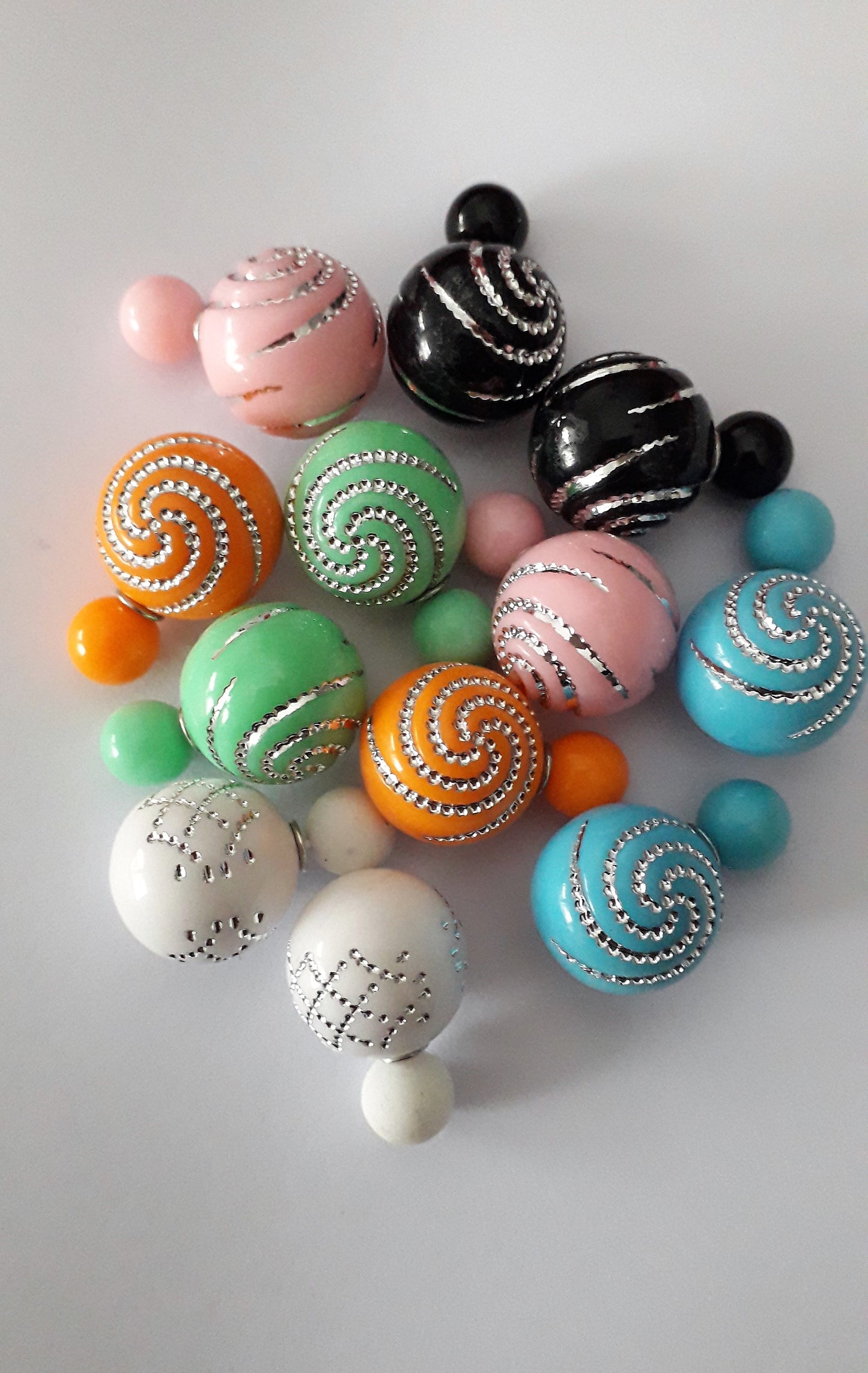 Boucles d'oreille d'inspiration ethnique: Strass Color's